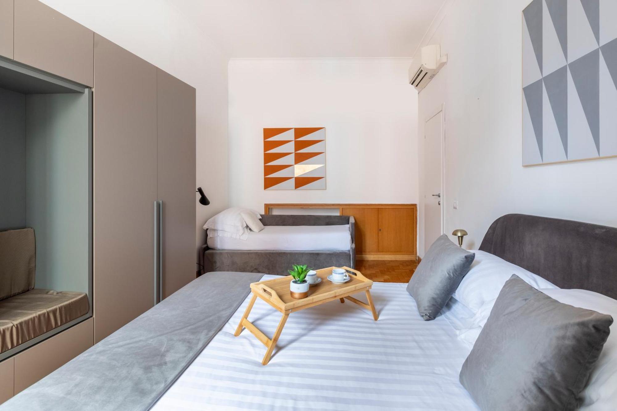 Romac - Condotti Suite By Spanish Steps Buitenkant foto
